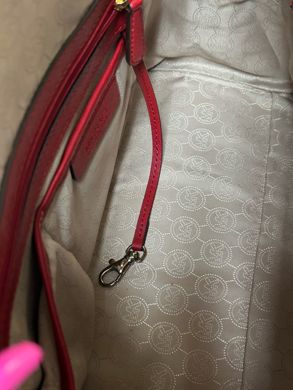 Michael Kors Red Satchel with Gold Hardware - Excellent Preloved Condition - Picture 10 of 16